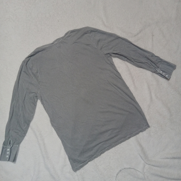 5 for $10 J Crew Gray Linen Blend Longsleeve Half Button Down Top size XL - Picture 8 of 8